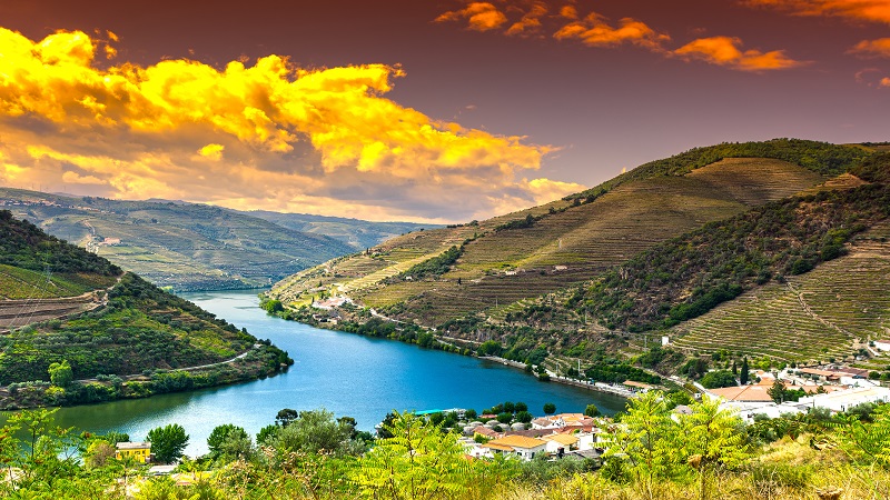 Flodkryssning p Douro